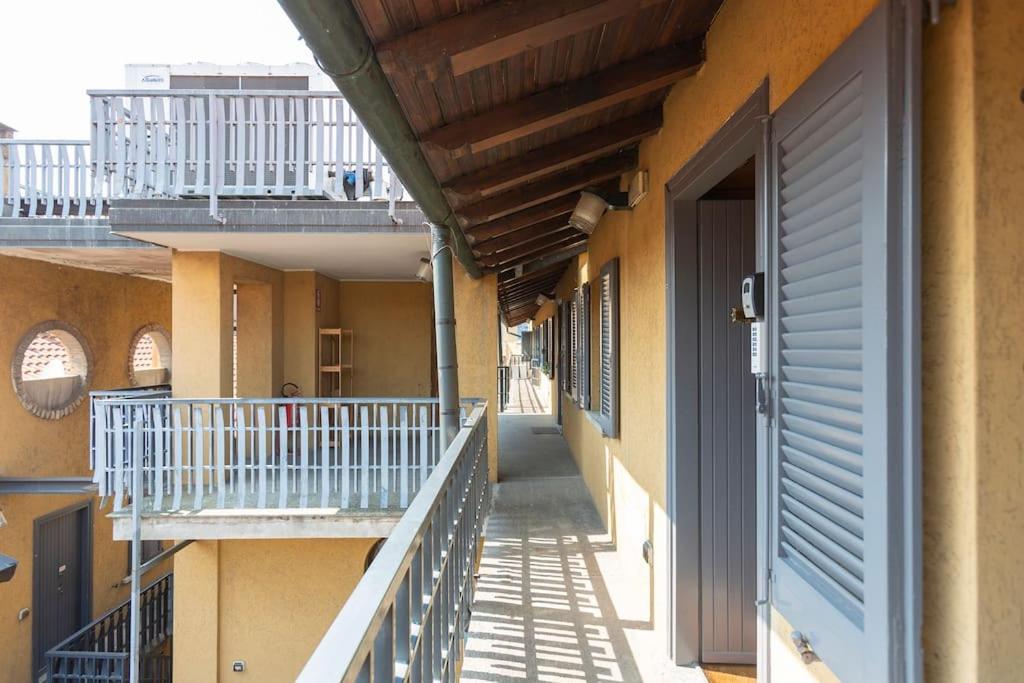 My Charming Apartments Ai Navigli-Vigevano Suite Milano Exterior foto