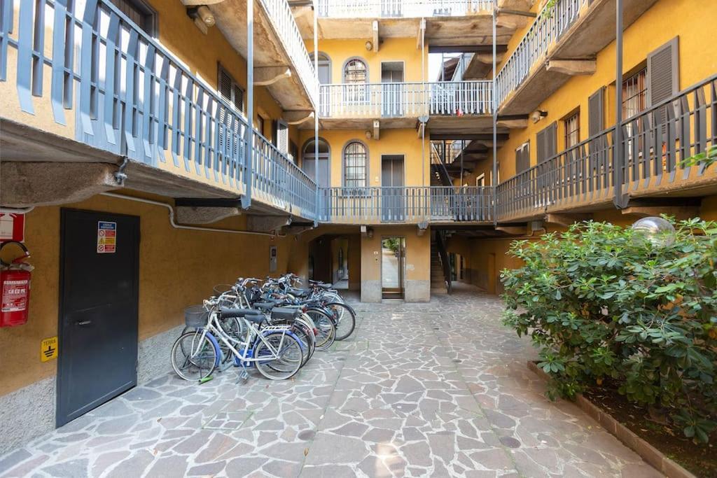 My Charming Apartments Ai Navigli-Vigevano Suite Milano Exterior foto